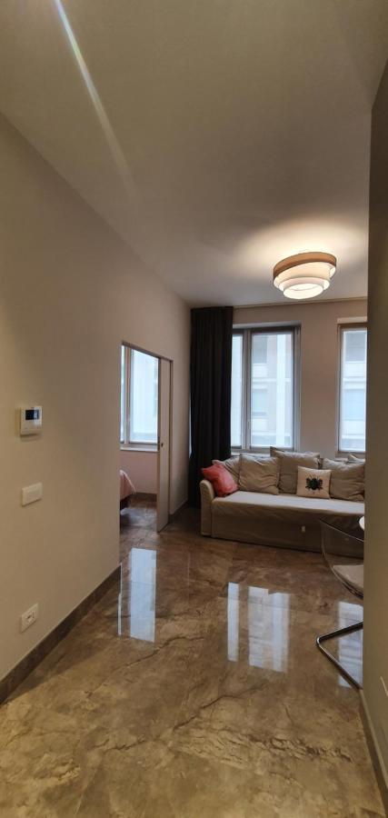 Pink Maison Milano Centro Piazza Diaz Duomo Экстерьер фото